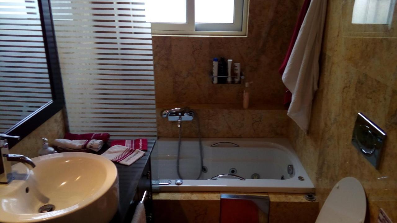 Luxury Apartment In Ano Glyfada Athens Exterior photo